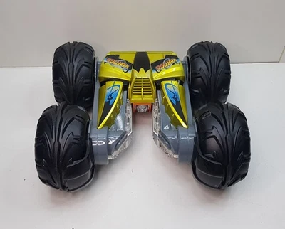 TYCO RC VERTIGO REMOTE CONTROL CAR STUNT WEHICLE MATTEL VINTAGE 2002 *NO REMOTE* - Image 1 of 4