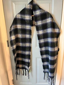 Gebürsteter karierter extra großer Winterschal mit Quasten Blue Gap Neu mit Etikett - Bild 1 von 5