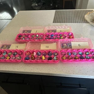 Hatchimals Colleggtibles Lot of 12 Figures in Egg Carton Case - Picture 1 of 11