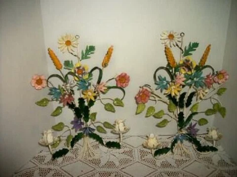 ITALIAN TOLE CANDLE SCONCES FLOWERS CHIPPY CREAMY BOLD COLORS COTTAGE Cover