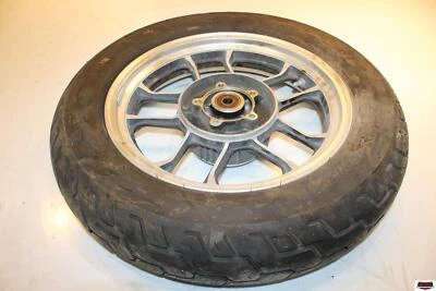 Llanta trasera Honda Shadow VT500 1985 con neumático Dunlop 130/90-16  Foto 1 de 4