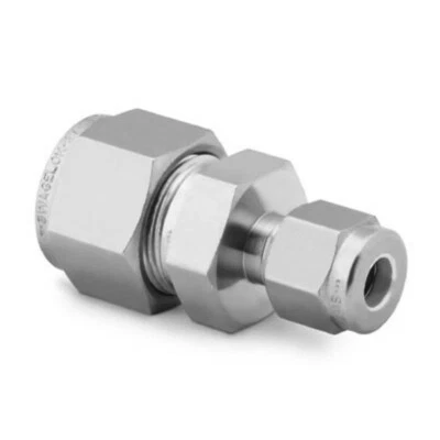SWAGELOK SS-810-6-4 STAINLESS STEEL TUBE FITTING REDUCING UNION ½ IN x ¼ IN TUBE - Image 1 of 3