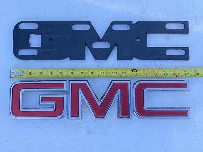 2015-2019 Gmc Sierra 2500hd 3500hd 1500, Emblem for Grille, used oem 2pc - Image 1 of 3