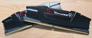 G.Skill RipJaws V 16GB (2x8GB) DDR4-3600 Memory F4-3600C16D-16GVK Samsung B Die - Picture 1 of 2