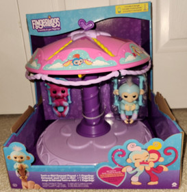 Fingerlings CAROUSEL TWIRL-A-WHIRL WOWWEE Playset 1 MONKEY 4 Swings Abigail NEW
