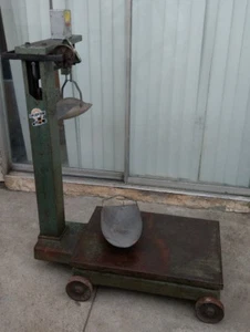 Vintage beam balance scale Detecto Platform Scale max capacity 1000 Lb - Picture 1 of 12