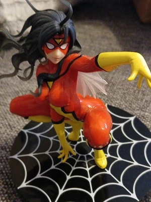 Kotobukiya Bishoujo Marvel Spider-Woman 2014 Sdcc Con Exclusiva Estatua Metálica Foto 1 de 4
