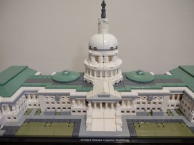 LEGO ARCHITECTURE: United States Capitol Building (21030) Retired product 