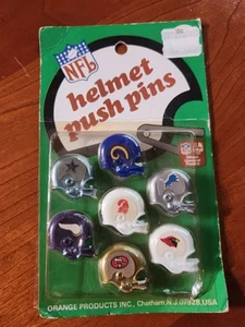 Vintage NFL Helm Push Pins Cowboys Lions 49ers Bucs Vikings Cardinals 7 - Bild 1 von 7