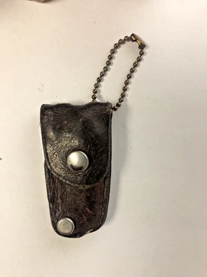 Navaja de Bolsillo Bassett Trim Abridor de Limas de Uñas Estuche de Cuero con Cortaúñas de Colección Foto 1 de 4