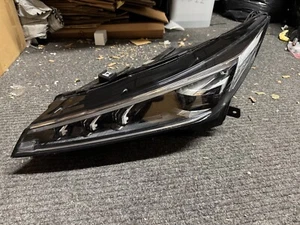 MG HS 24-25 LH NS LED-Scheinwerfer Beifahrerseite *beschädigt* - Bild 1 von 9