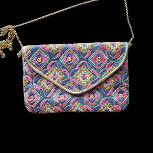 Vintage Allover Embroidered Crossbody Bag Rainbow Artsy Eclectic Art toWear Boho - Picture 1 of 5