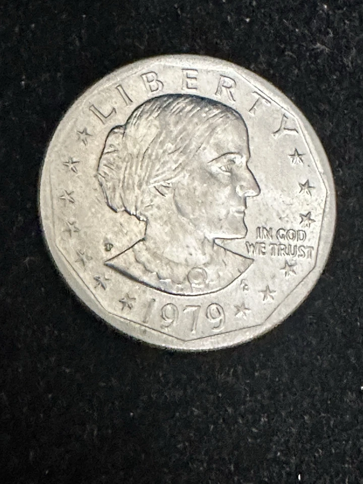 1979-P Susan B Anthony Liberty Dollar Wide Rim Error / DDO U.S. Coin. Rare! - Image 1 of 4