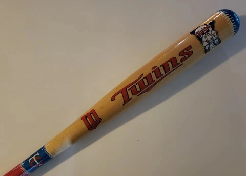 Minnesota Twins 33"/32oz One Of A Kind Custom Collectible Wood Baseball Bat Cover