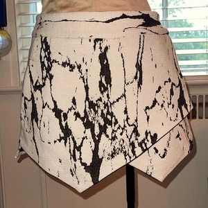 Design lab skort wcrossover flap NWOT XS - Picture 1 of 10