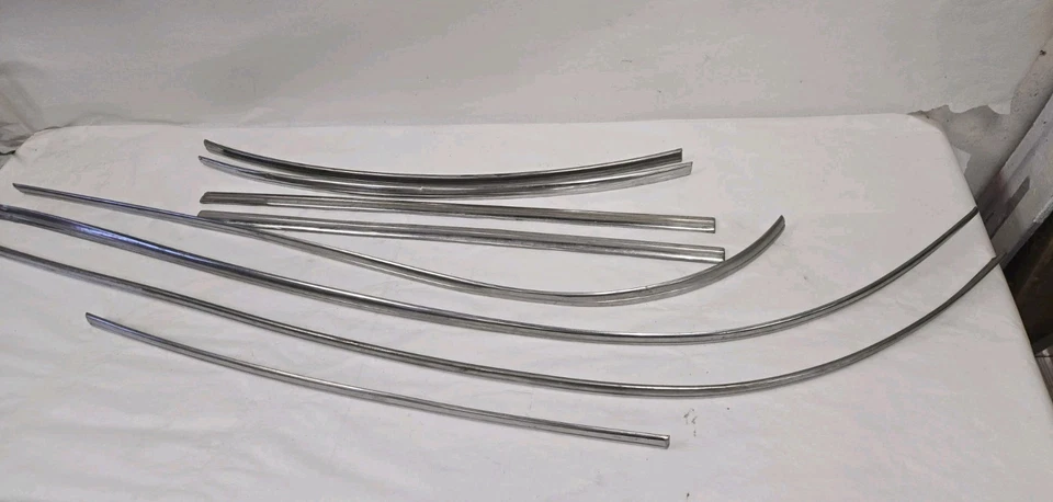 Только детали отделки кузова двери 1950-55 Nash Rambler R - Изображение 1 из 4