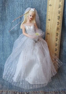 BARBIE MILLENNIUM BRIDE Vintage PORCELAIN Christmas Tree Ornament ORN87 - Picture 1 of 2