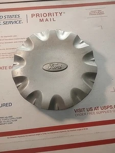 1999-2003 Ford Windstar Center Wheel Cover Hub Cap - Picture 1 of 3