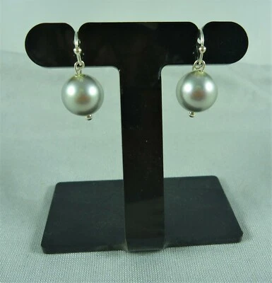 FABULOUS NEW UNUSED 925 STG SILVER 12 MM SHELL PEARL DROP EARRINGS ST #17612 - Image 1 of 4