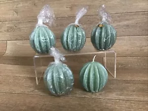 Swirl Ball Egg Shape Candles Green Rustic Effect Set Of 5 Candles - Picture 1 of 5