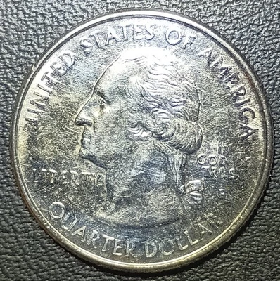 1999 P Connecticut State Quarter Major Grease Strike Through Error Both Sides - Image 1 of 2