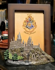 Universal Studios Hollywood Harry Potter Schloss Hogwarts Harz Bilderrahmen Neu  - Bild 1 von 1