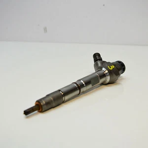 VW GOLF VII 2013 Fuel Injector #1 04L130277AE 4246418 - Picture 1 of 5