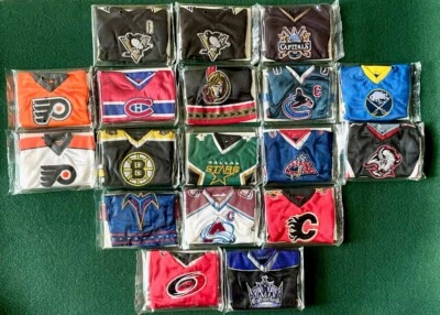 2006-07 Upper Deck Mini Jersey Collection 18 Sealed Mini Jersey Lot SSP READ - Image 1 of 4