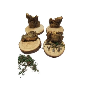 MINI presepe da completare base tonda diametro 7-8 cm 5 pastori 1,5 cm metallo - Foto 1 di 3