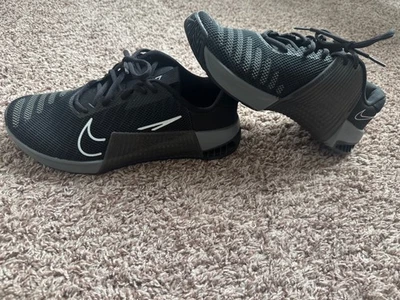 Nike Metcon 9 preto cinza fumaça feminino tamanho 9,5 - Imagem 1 de 4