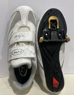 Zapatos de ciclismo de carretera NORTHWAVE ECLIPSE tacos blancos para mujer 6,5 usados en excelente estado Foto 1 de 4