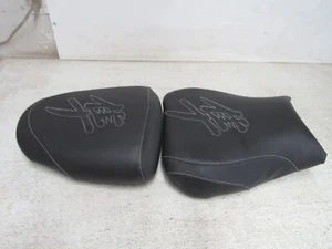 99-07 SUZUKI HAYABUSA GSX1300R SEATS DRIVER FRONT REAR PASSENGER STOCK OEM #2587 - Bild 1 von 12