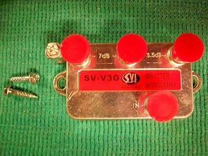 SVI DIGITAL SPLITTER SV-V3G  3 WAY 5/1000MHz - Picture 1 of 2