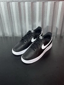 Nike Air Force 1 Low Pebbled Leather Black White Men’s Size 9 CT2302-002 NO LID - Bild 1 von 5