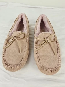 UGG Dakota Womens Size 7 Shoes Pink Suede Fur Lined Slipper Moccasins Loafer - Picture 1 of 8