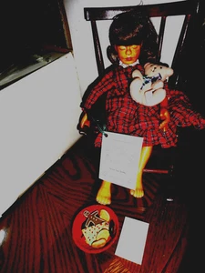 HAMILTON/PATRICIA RYAN BROOKS HOLZPUPPE "WAITING FOR SANTA" MIT ZUBEHÖR - Bild 1 von 10