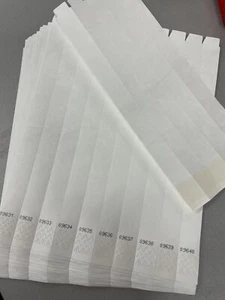 100 Eintrittsbändchen Weiß Nummeriert Eintrittsbänder Einlassbänder - Bild 1 von 1