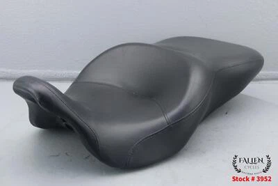 2010 Harley Electra Glide CVO conjunto de assento de passageiro dianteiro motorista traseiro - Imagem 1 de 4