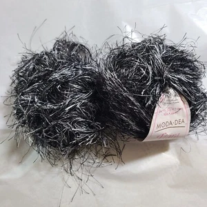 (Lotto di 2) Filato Tiara Moda Dea Nero Bianco Colore ZEBRA 4921 Made in Italy Leggi - Foto 1 di 7