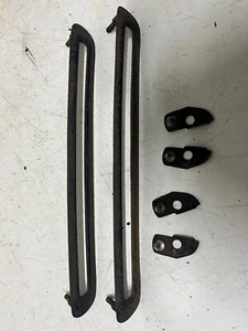 TRIUMPH SPITFIRE MK4 1500 TONNEAU PEGS DEMISTER VENTS CAPS - Picture 1 of 1