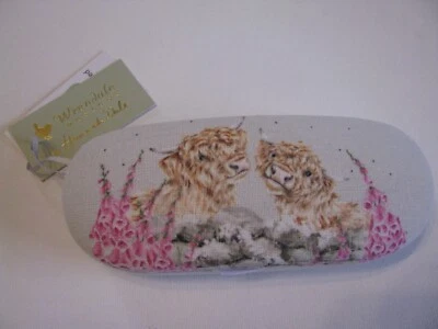 Wrendale Brillenetui Motiv Galloway Rind mit Blumen