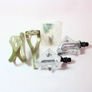 NOS Shimano PD-A550 Pedal Set - Picture 1 of 7