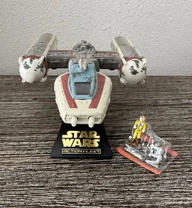 Micro Machines Star Wars Action Fleet Y-Wing Starfighter Yellow Leader & R2 Unit - Picture 1 of 15