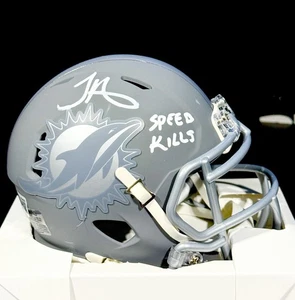 Minicasco firmado por Tyreek Hill Miami Dolphins “Speed Kills” pizarra Beckett certificado de autenticidad - Imagen 1 de 2