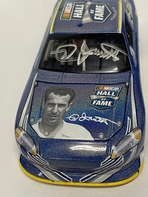 1:24 Action Racing Diecast Car Nascar Hall Fame 11’ Ned Jarrett #11 Signed CR1 - Image 1 of 4