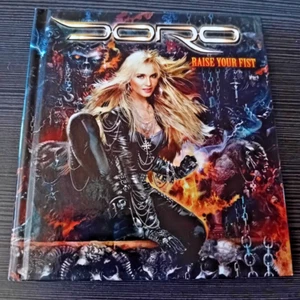 DORO - WARLOCK - CD Digipack - Raise your Fist - Heavy Metal - Sehr Gut - Imagen 1 de 3