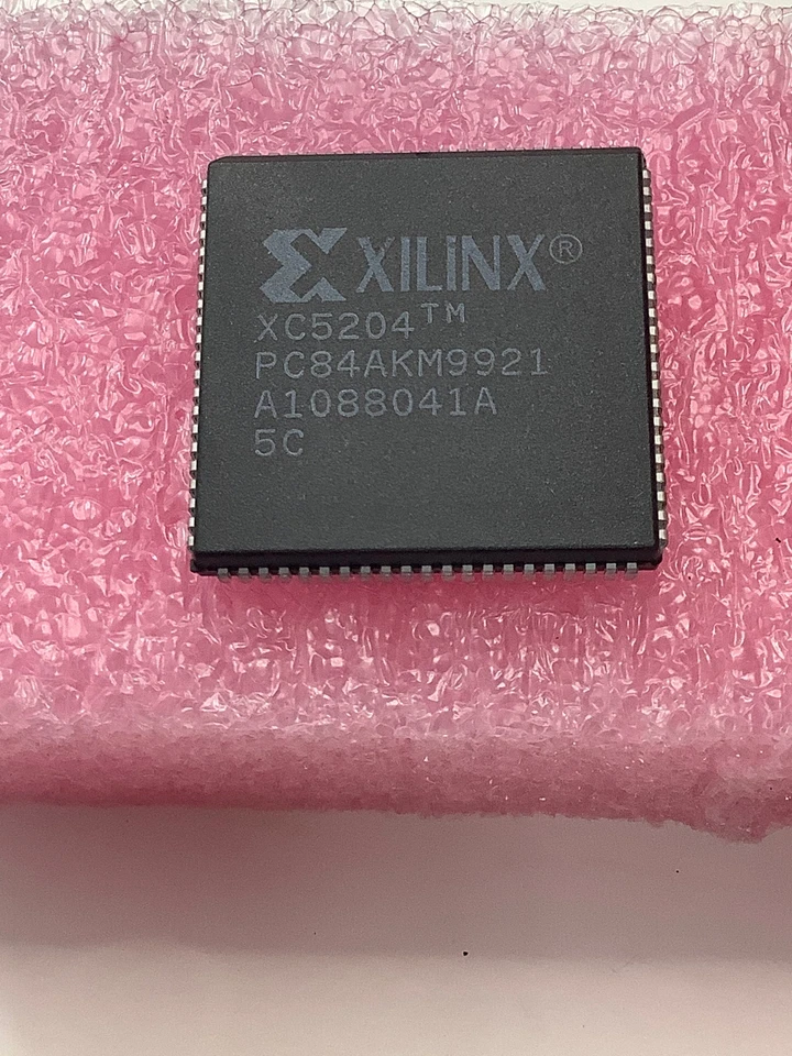 XC5204PC84AKM - XILINX - FIELD PROGRAMMABLE GATE ARRAY; - Image 1 of 1