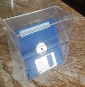 Klare 3,5" Disc Aufbewahrungsbox/Koffer -- hält bis zu 10 - Bild 1 von 3