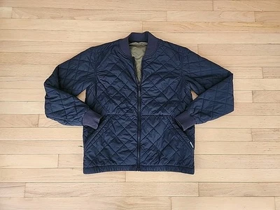 Chaqueta acolchada reversible Outdoor Research Shadow Bomber negra/verde para mujer pequeña Foto 1 de 4