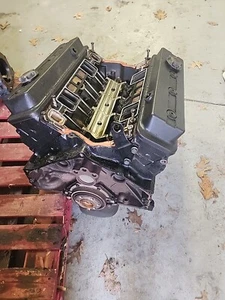 1998 Malibu Sportster Core Engine 5.7 Chevy 350 Vortec Marine Long Block - Picture 1 of 7